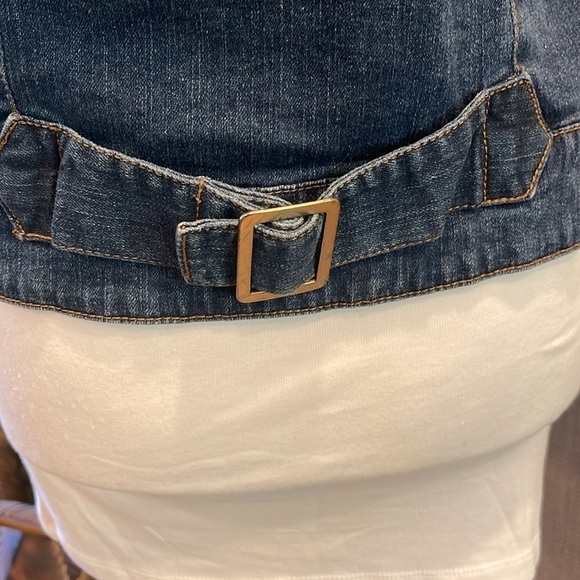 Romeo & Juliet Couture denim medium women’s metal studded vest with raw arm edge - Picture 7 of 11